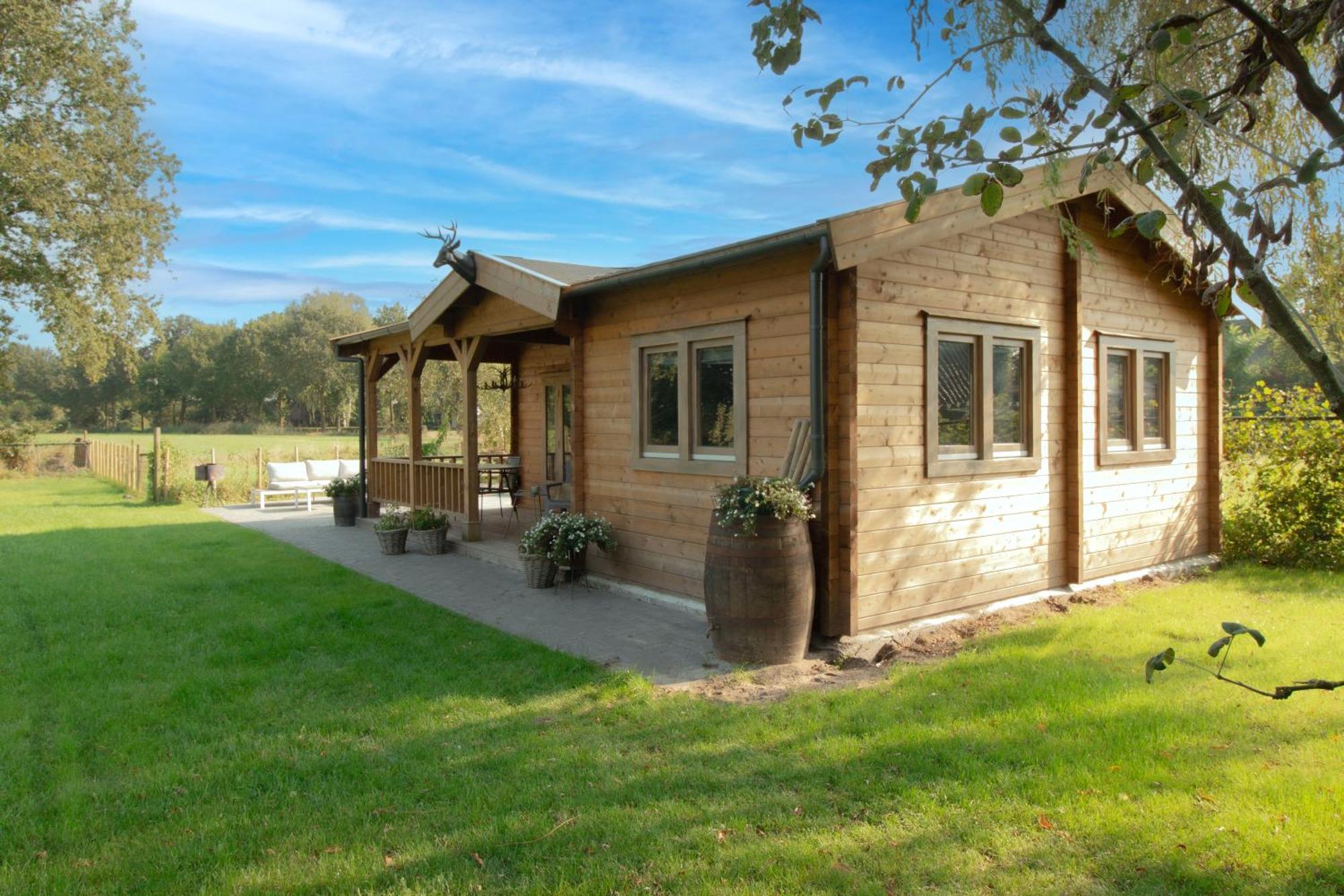Old Deer Lodge By Neeltje Soet Mierlo Exterior foto